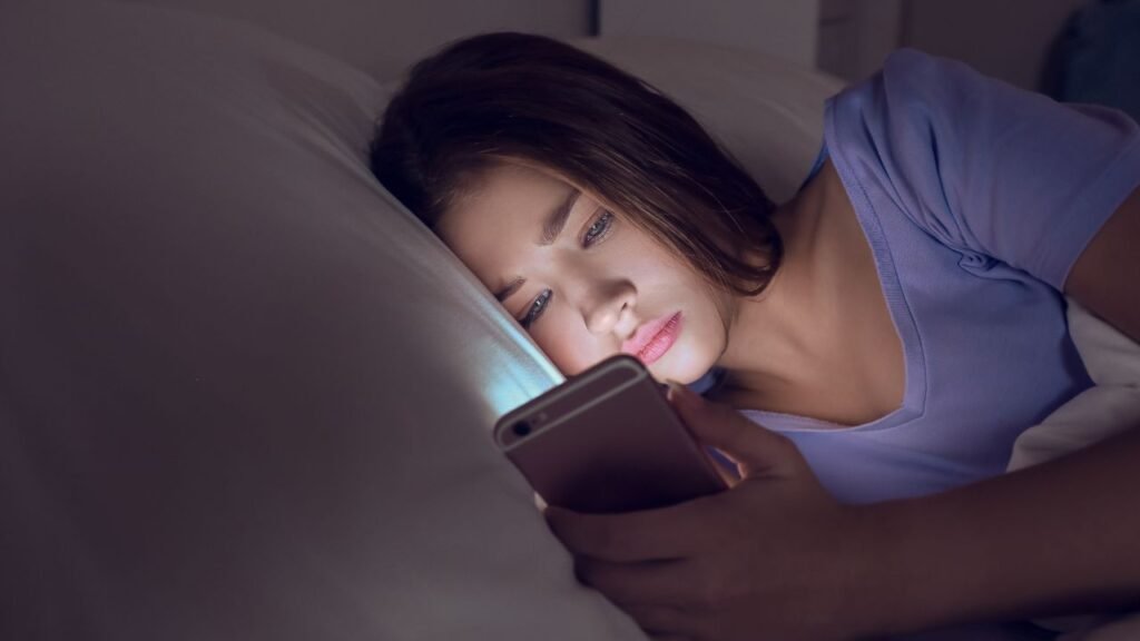 Dormir mal? Estudo mostra como as telas podem estar prejudicando seu sono