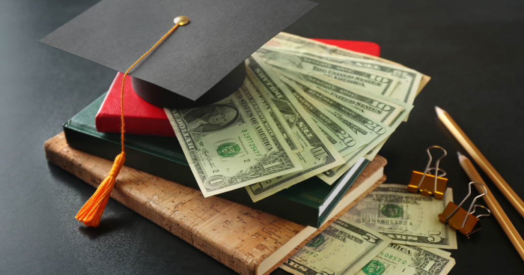 Por Que a Educação Financeira é Essencial para uma Carreira Contábil de Sucesso?